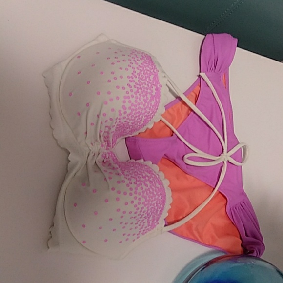 Bikini-Victoria Secret - Picture 4 of 4